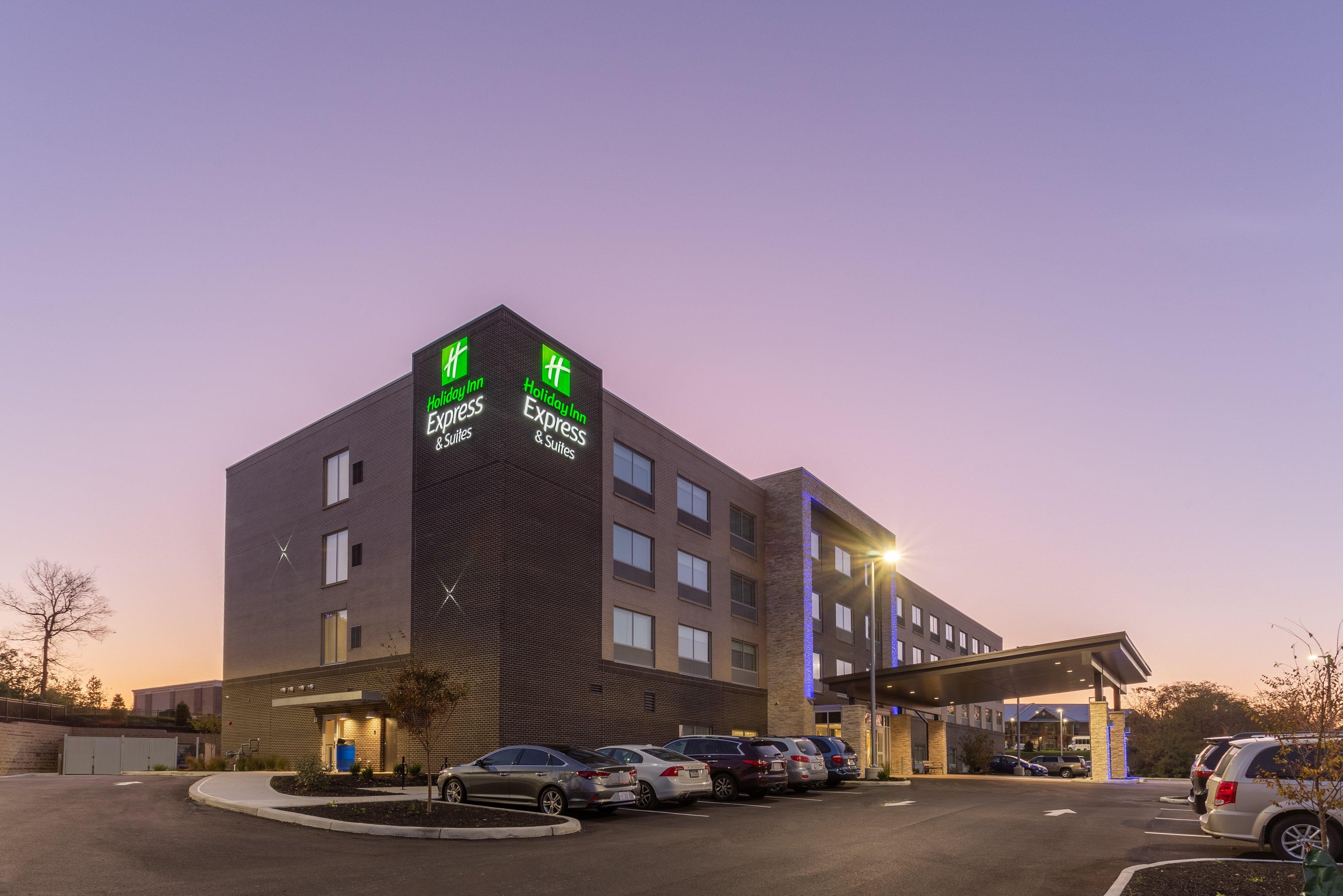 Holiday Inn Express & Suites - Florence - Cincinnati Airport By Ihg Exterior photo